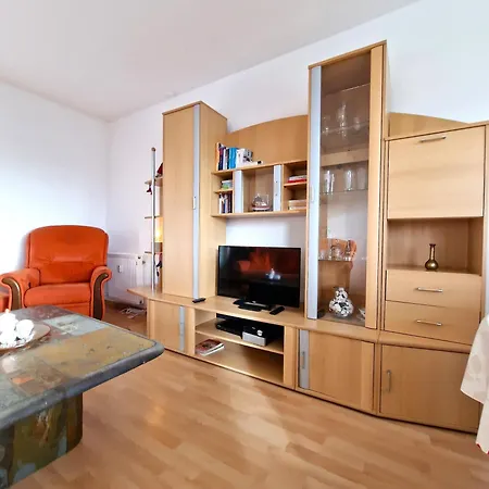P05-008 Apartment *